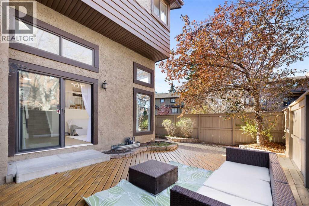 26 Glamis Gardens Sw, Calgary, Alberta  T3E 6S4 - Photo 15 - A2266311