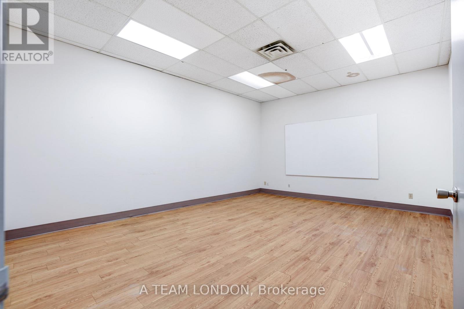 B - 394 Clarence Street, London East (East K), Ontario  N6A 3M6 - Photo 21 - X12486319