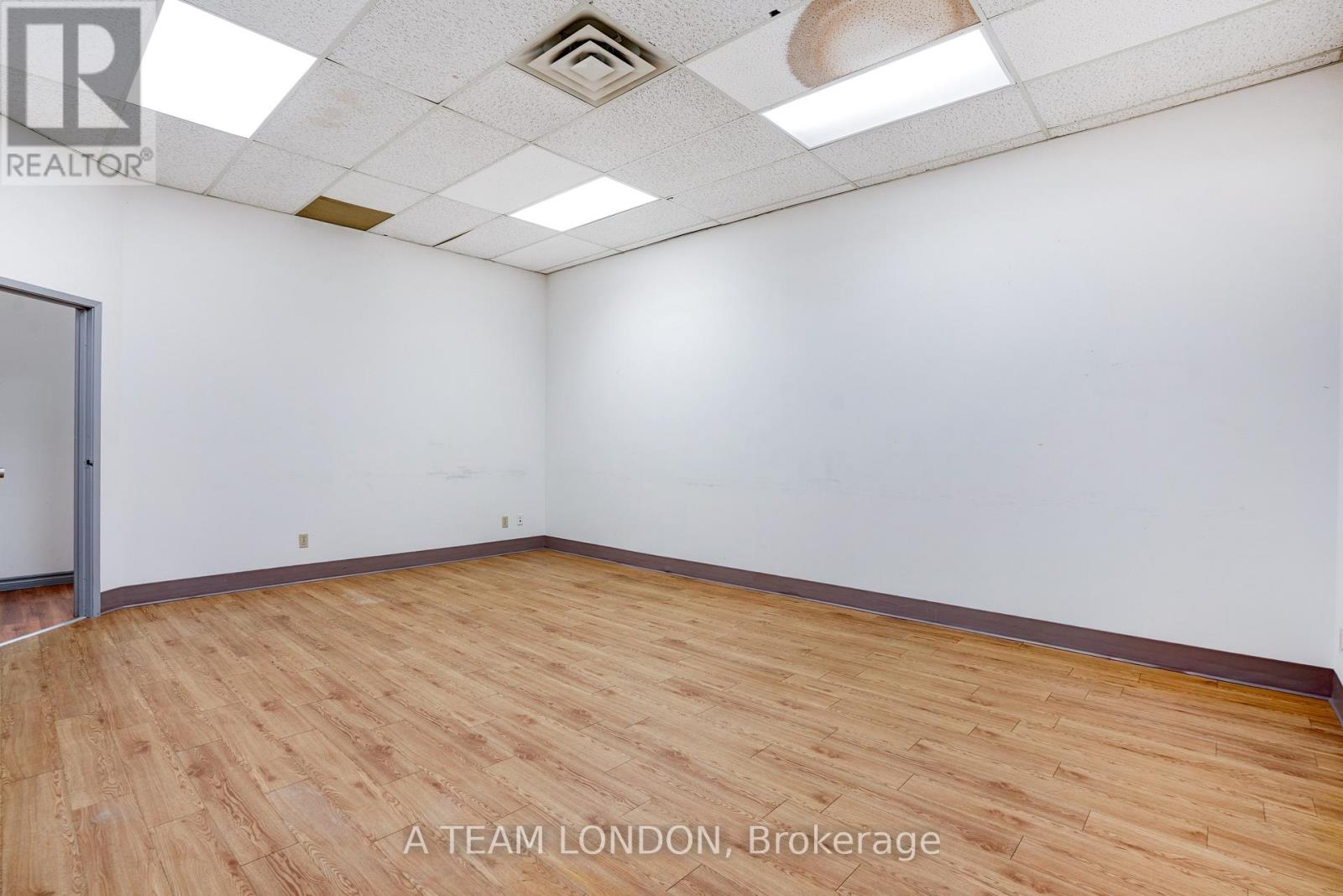 B - 394 Clarence Street, London East (East K), Ontario  N6A 3M6 - Photo 22 - X12486319