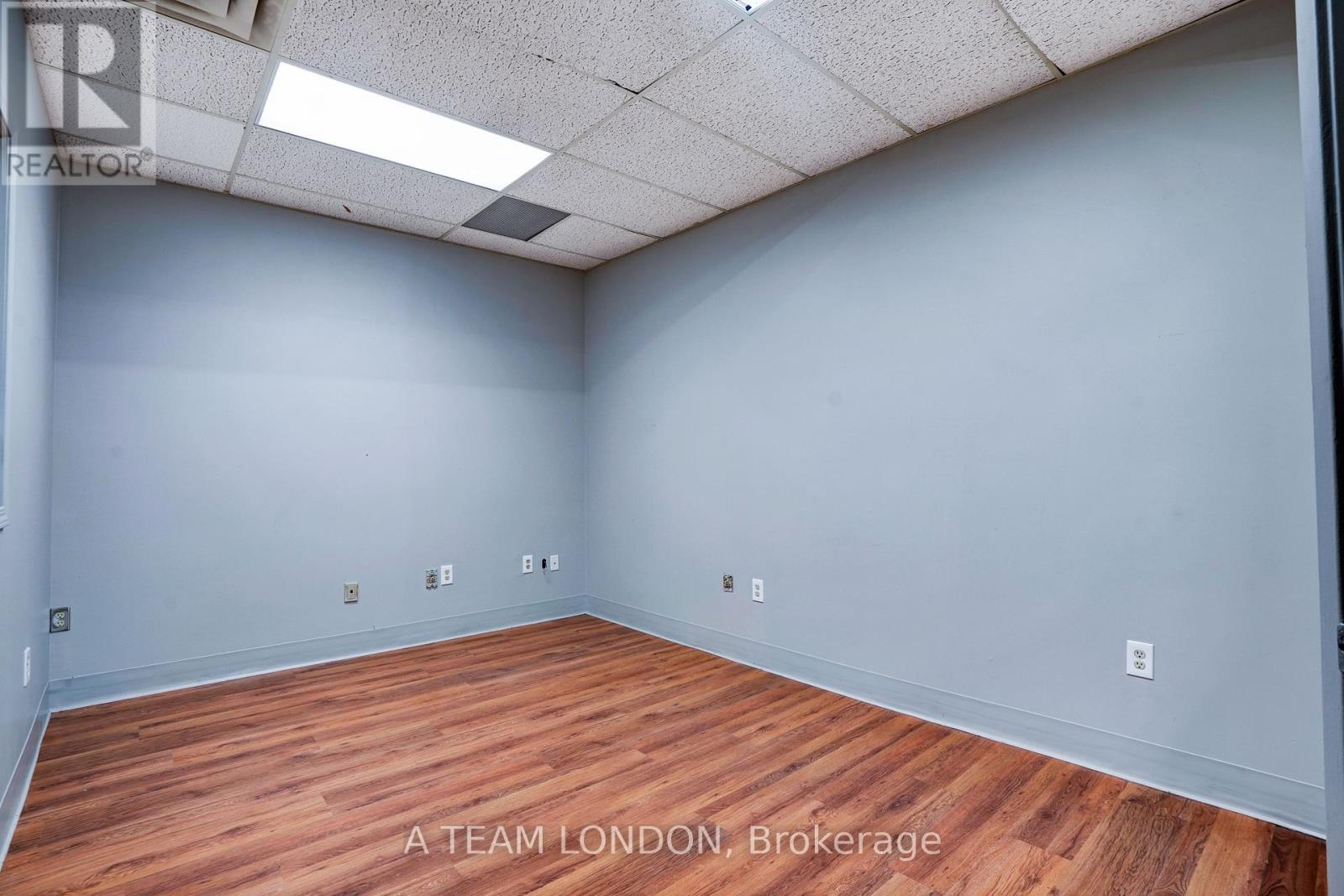 B - 394 Clarence Street, London East (East K), Ontario  N6A 3M6 - Photo 38 - X12486319