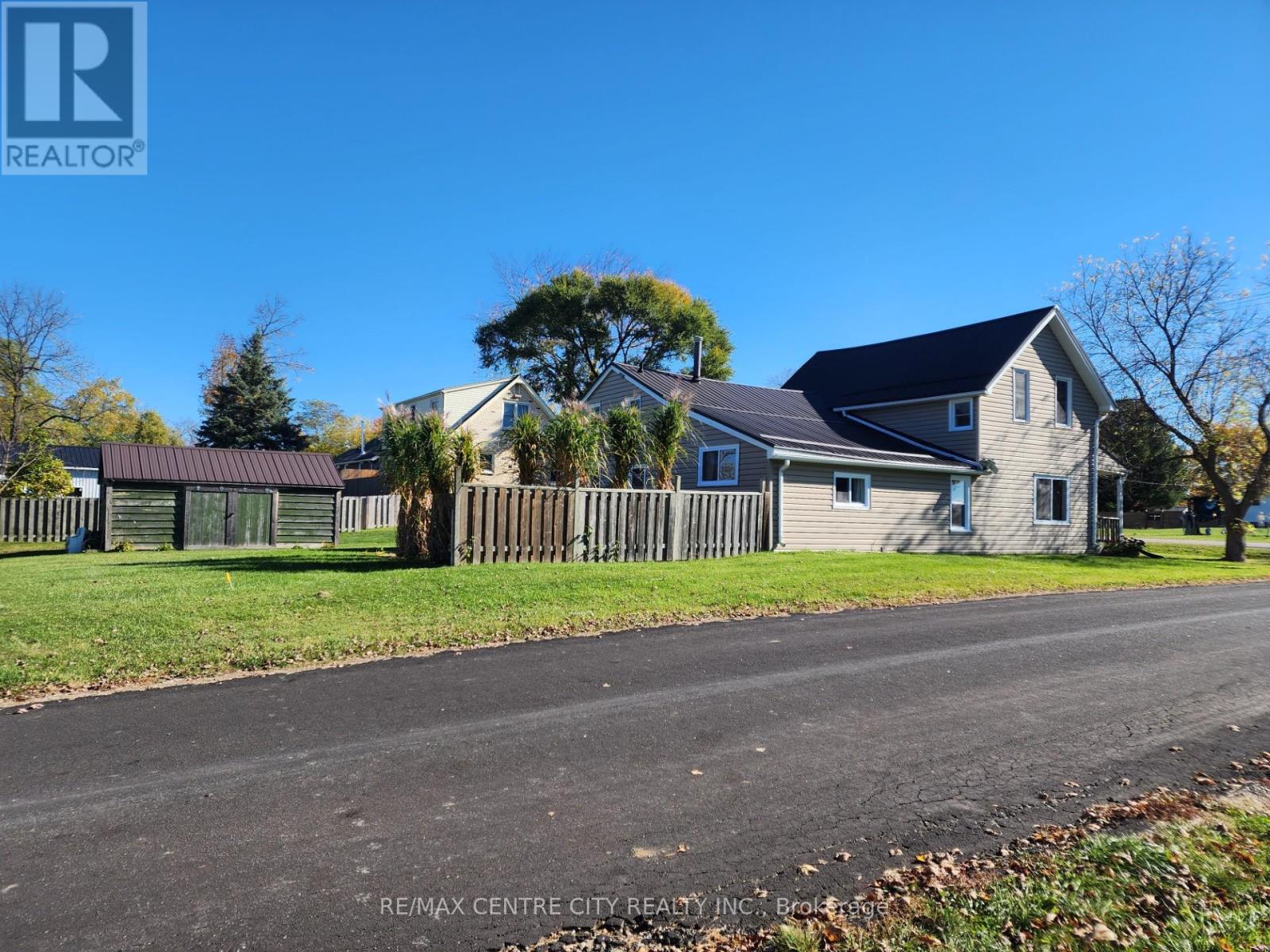 33168 Back Street, Dutton/dunwich, Ontario  N0L 1P0 - Photo 15 - X12486339