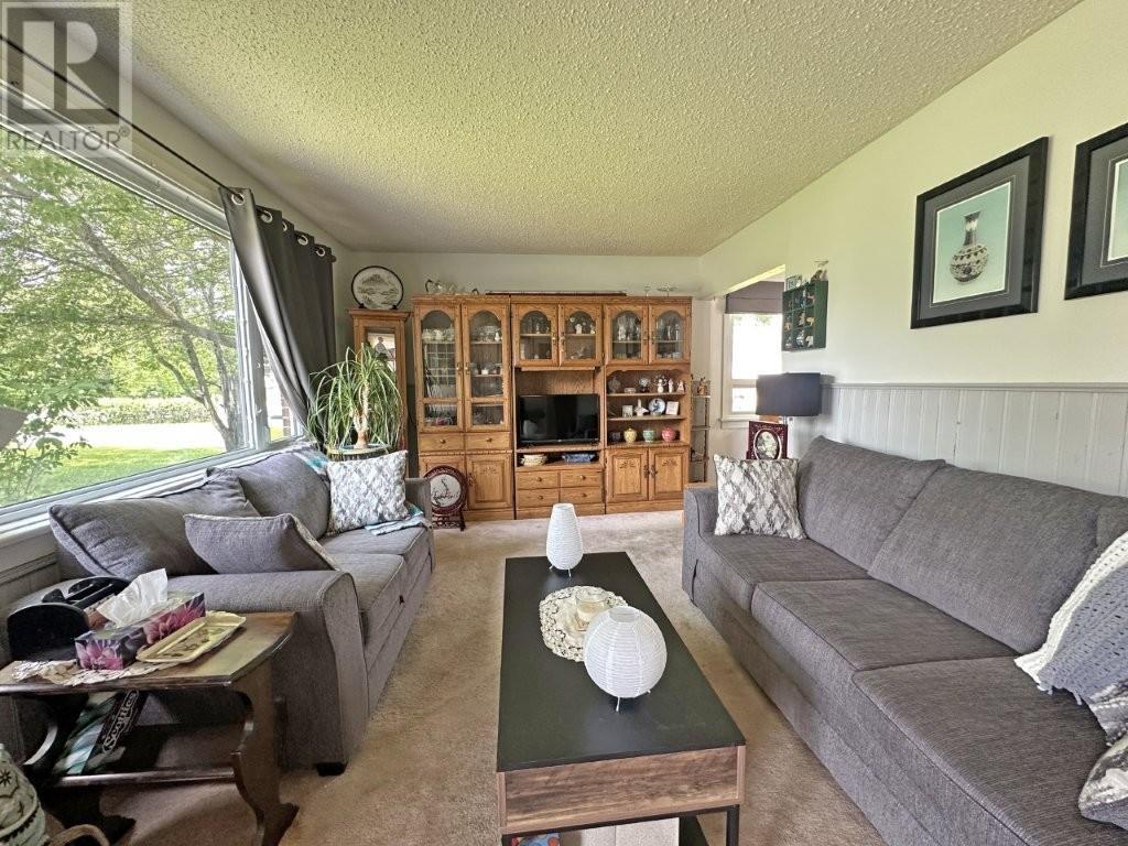 2 Stewart Ave, Red Rock, Ontario  P0T 2P0 - Photo 8 - TB252202