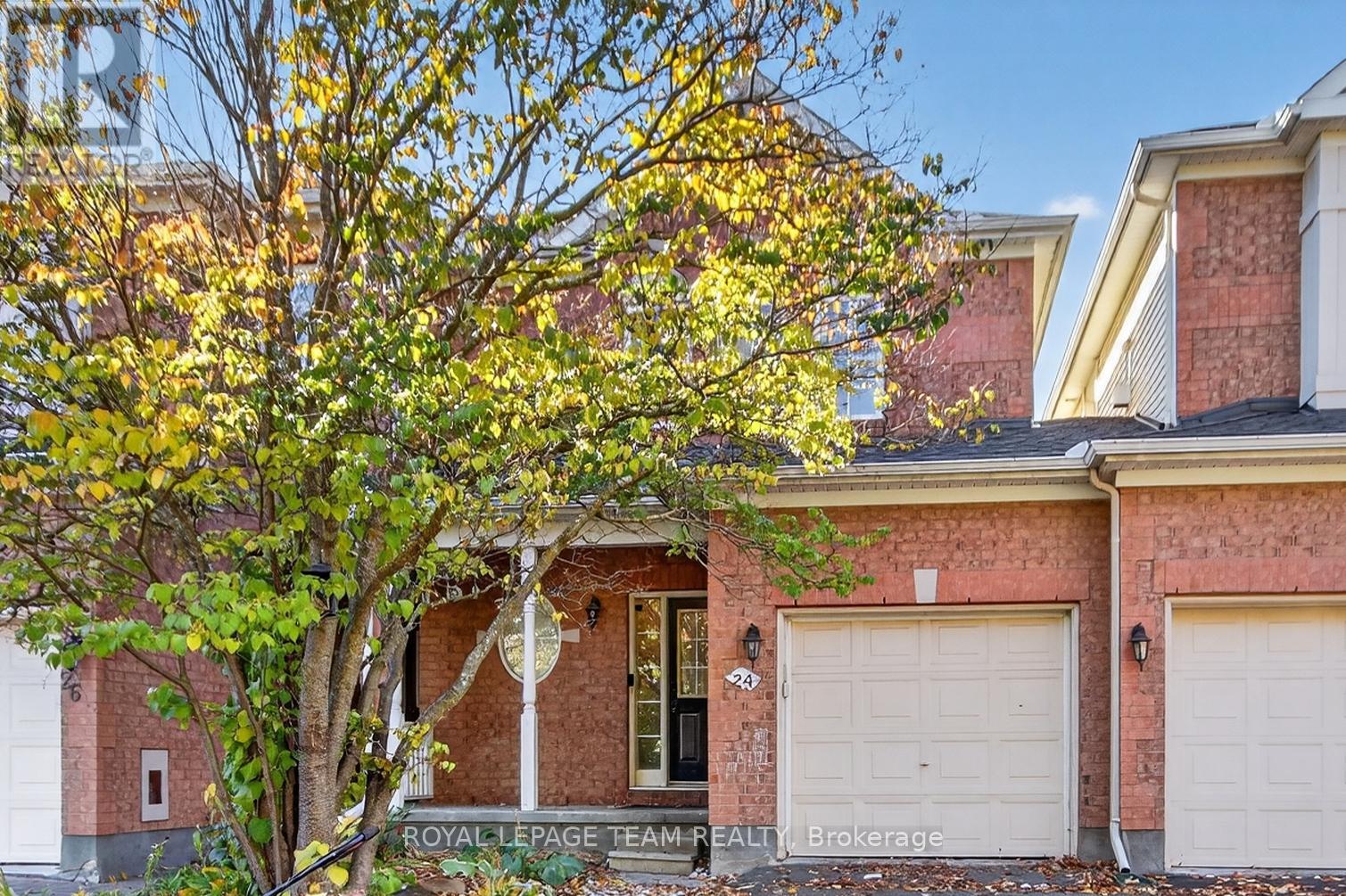 24 HEMLO CRESCENT, Ottawa, Ontario