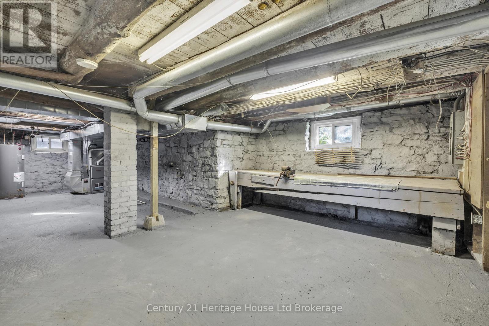 89 Scott Street, St. Thomas, Ontario  N5P 1L1 - Photo 17 - X12486335