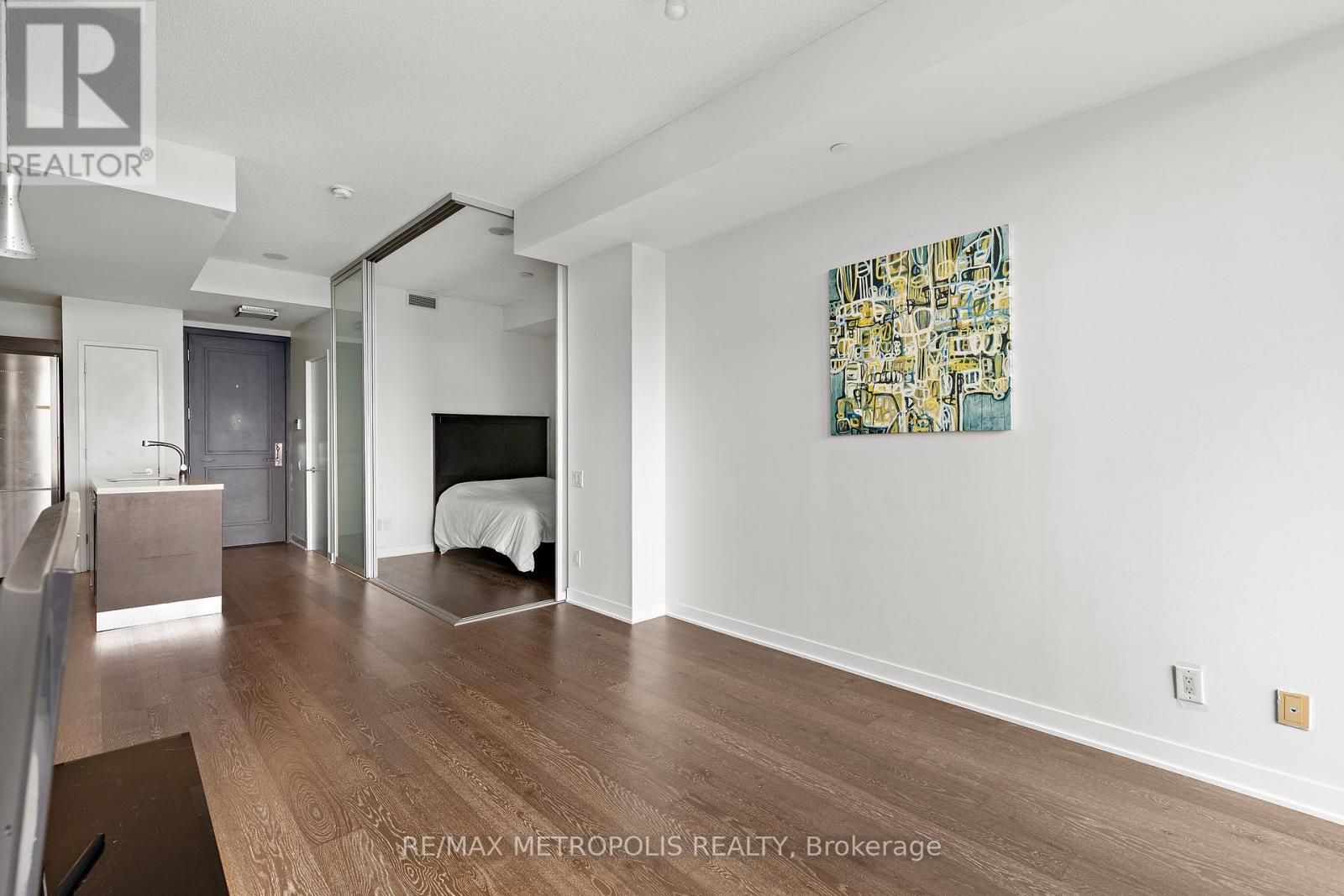 302 - 88 Park Lawn Road, Toronto, Ontario  M8Y 0B6 - Photo 11 - W12486191