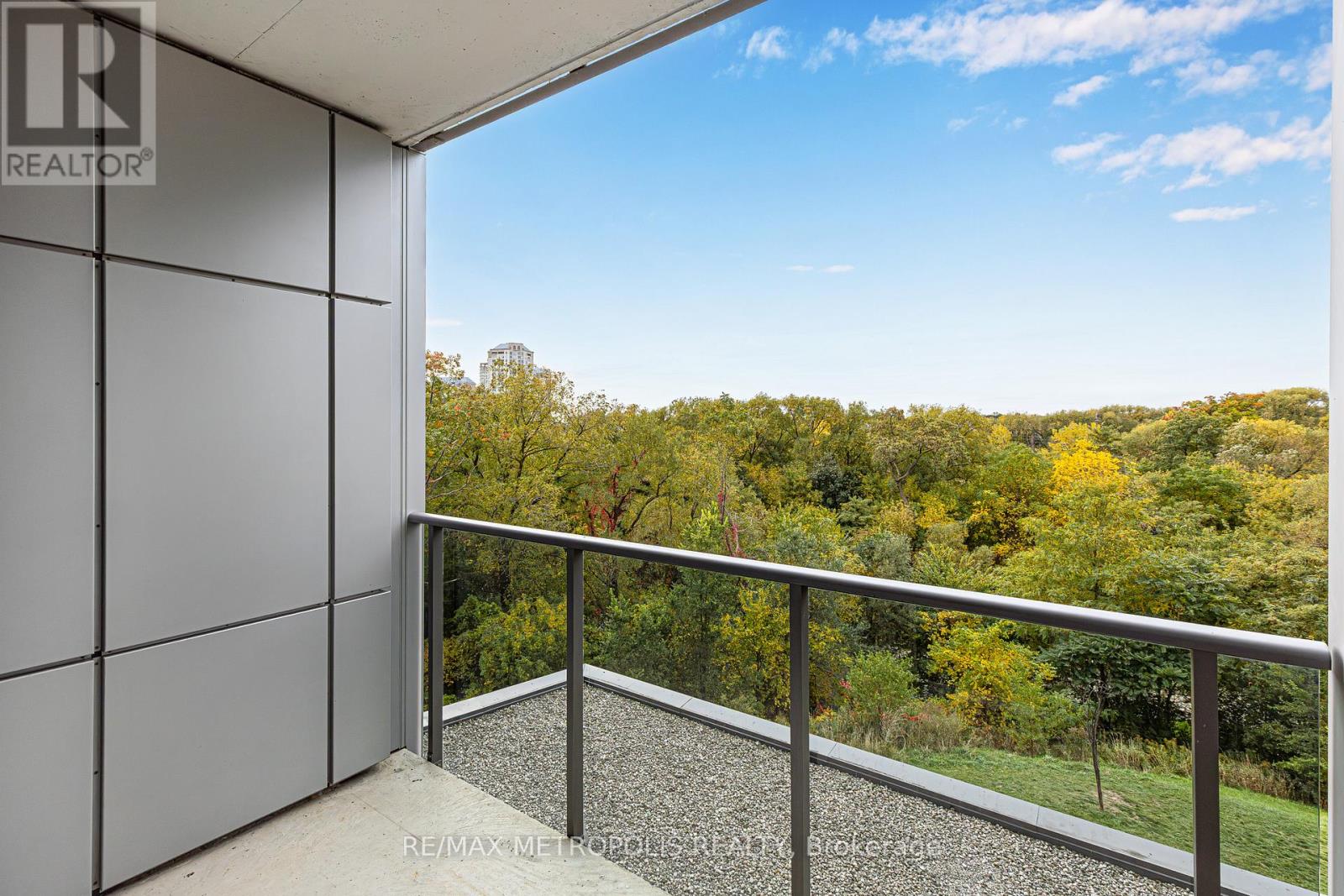 302 - 88 Park Lawn Road, Toronto, Ontario  M8Y 0B6 - Photo 14 - W12486191