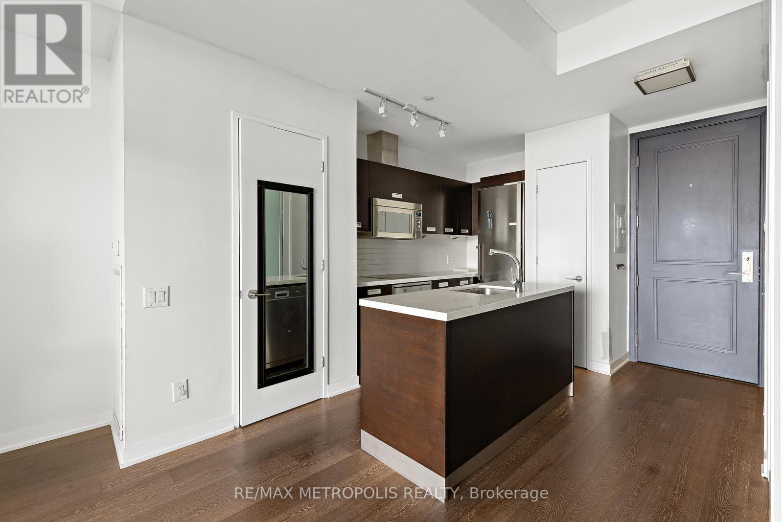 302 - 88 Park Lawn Road, Toronto, Ontario  M8Y 0B6 - Photo 20 - W12486191