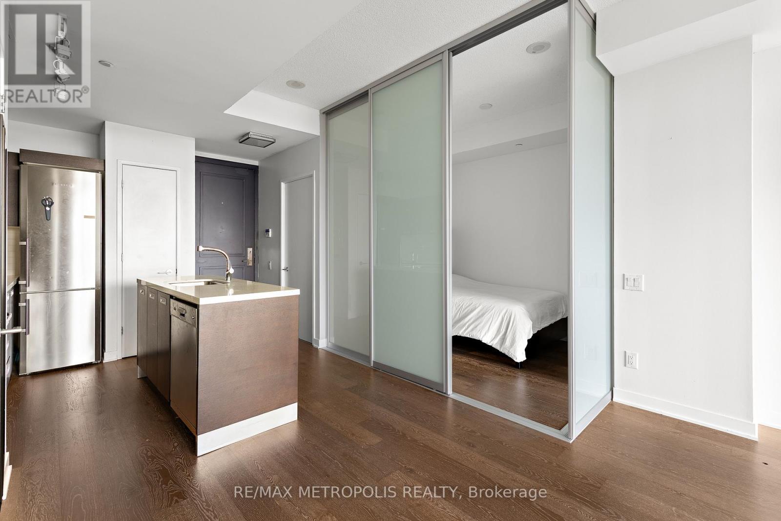 302 - 88 Park Lawn Road, Toronto, Ontario  M8Y 0B6 - Photo 23 - W12486191