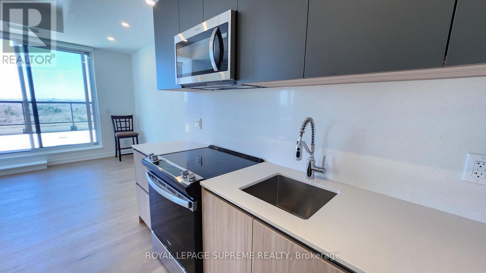 1118 - 3100 Keele Street, Toronto, Ontario  M3M 0E1 - Photo 10 - W12486198