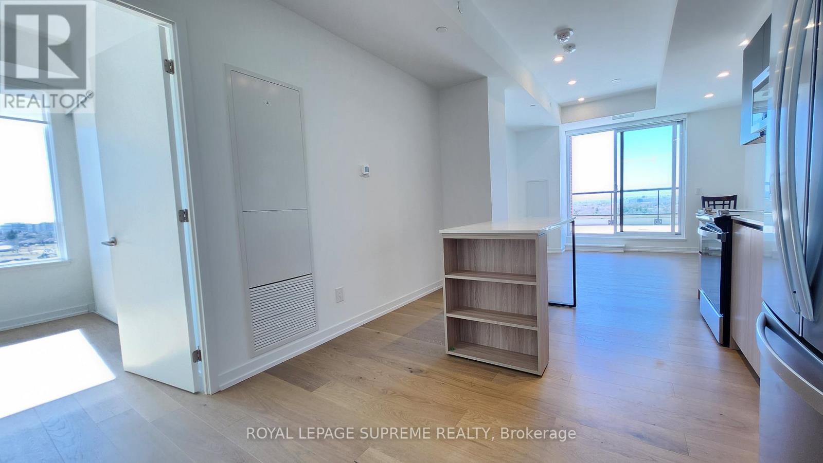 1118 - 3100 Keele Street, Toronto, Ontario  M3M 0E1 - Photo 6 - W12486198