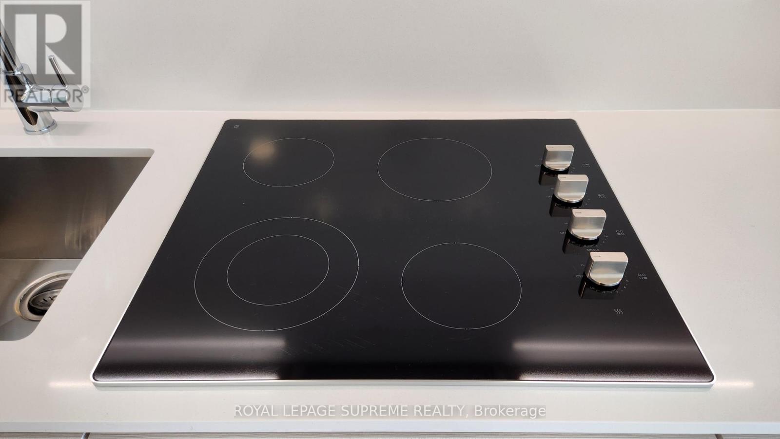 424 - 86 Dundas Street E, Mississauga, Ontario  L5A 0B1 - Photo 14 - W12486244