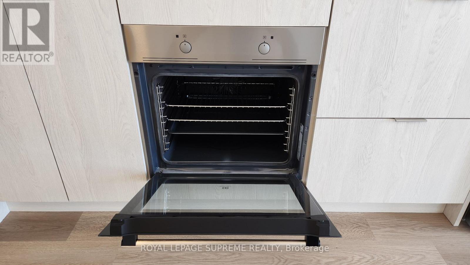 424 - 86 Dundas Street E, Mississauga, Ontario  L5A 0B1 - Photo 16 - W12486244