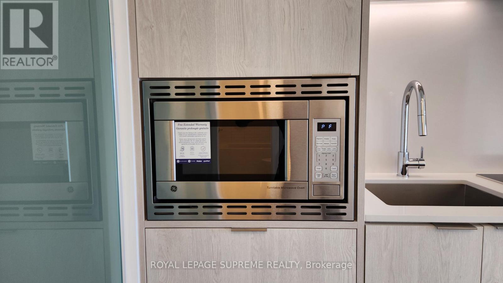 424 - 86 Dundas Street E, Mississauga, Ontario  L5A 0B1 - Photo 17 - W12486244