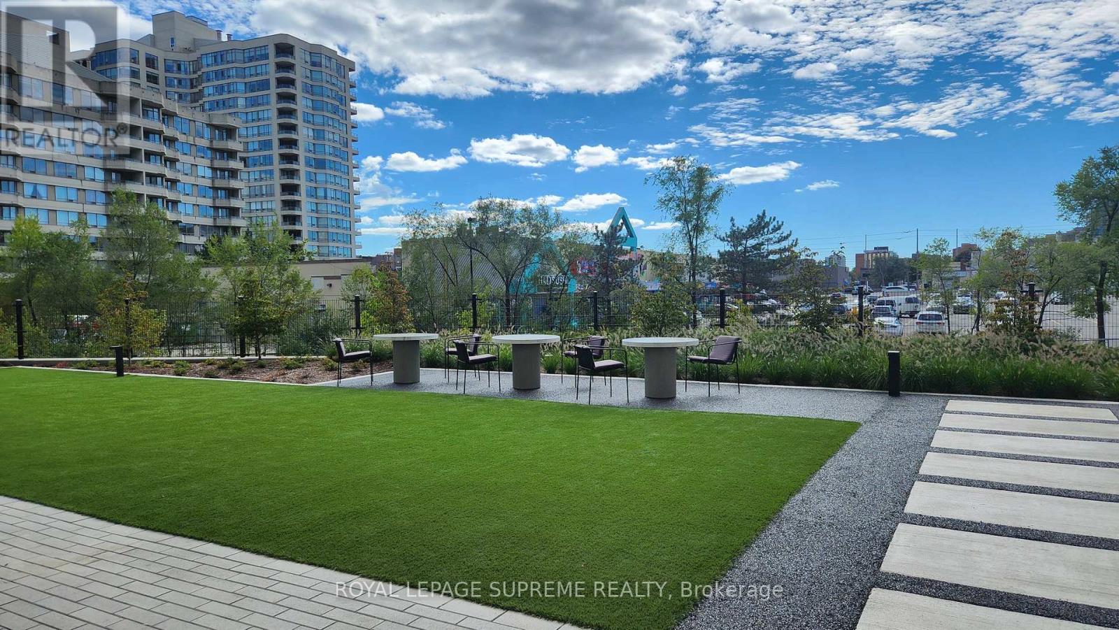 424 - 86 Dundas Street E, Mississauga, Ontario  L5A 0B1 - Photo 20 - W12486244