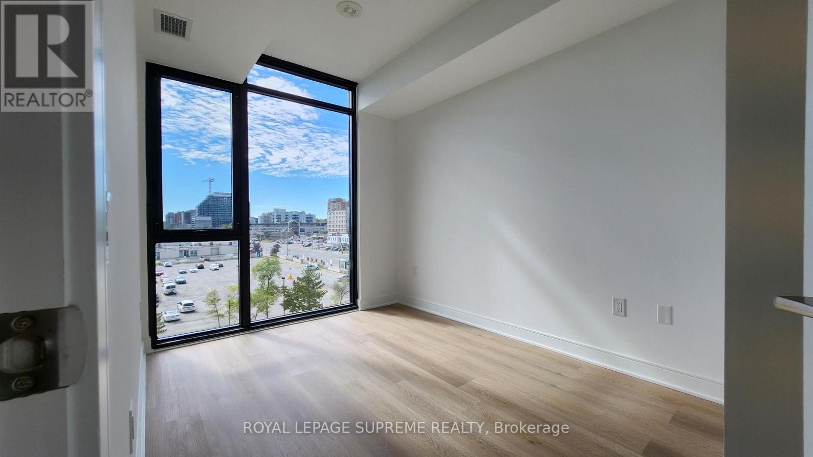 424 - 86 Dundas Street E, Mississauga, Ontario  L5A 0B1 - Photo 7 - W12486244