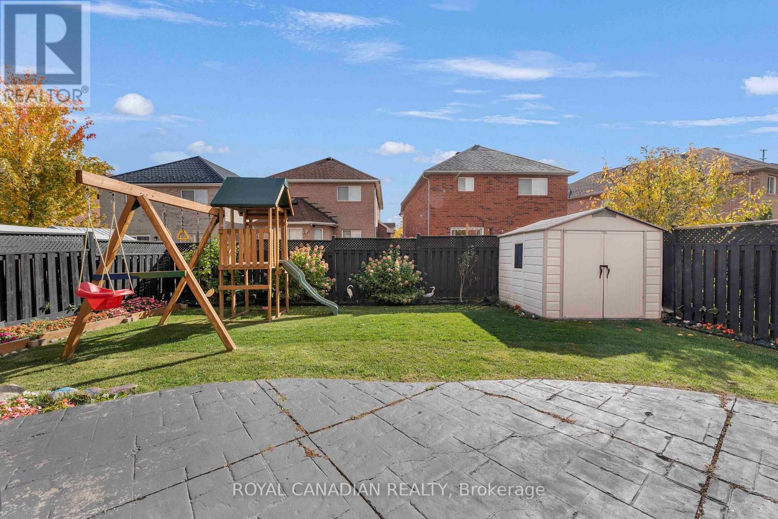 88 Olde Town Road, Brampton, Ontario  L6X 4X9 - Photo 42 - W12486245