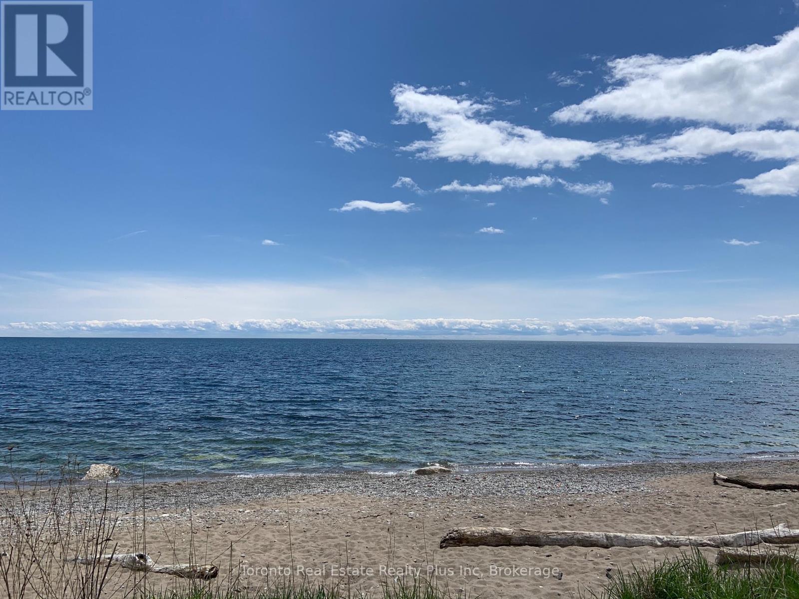 403 - 39 Annie Craig Drive, Toronto, Ontario  M8V 0H1 - Photo 2 - W12486246