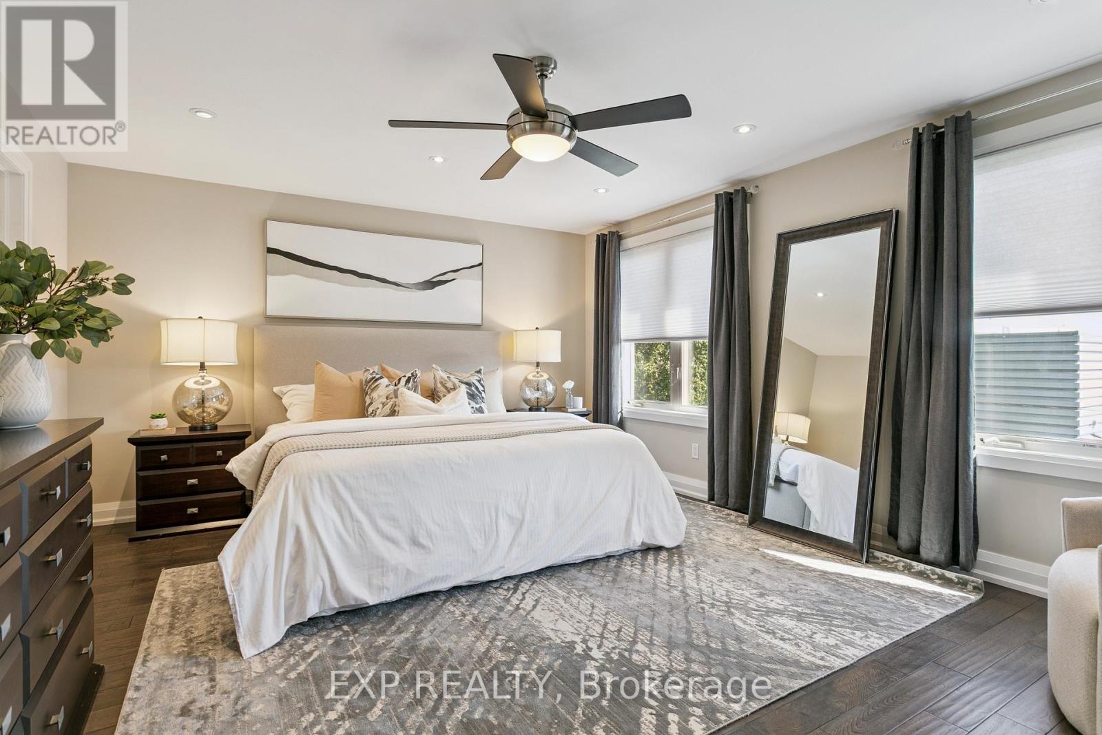 105 Twenty Second Street, Toronto, Ontario  M8V 3M5 - Photo 28 - W12486251