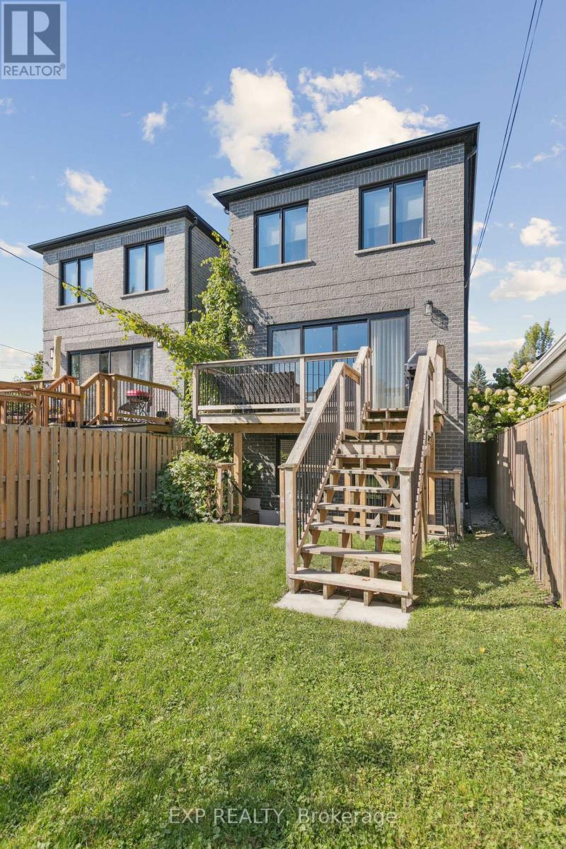 105 Twenty Second Street, Toronto, Ontario  M8V 3M5 - Photo 47 - W12486251