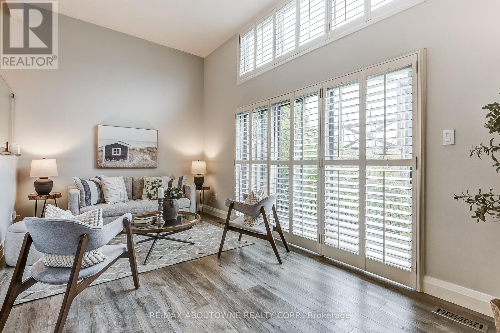 6 - 2 Bradbrook Road, Toronto, Ontario  M8Z 5V3 - Photo 13 - W12486261