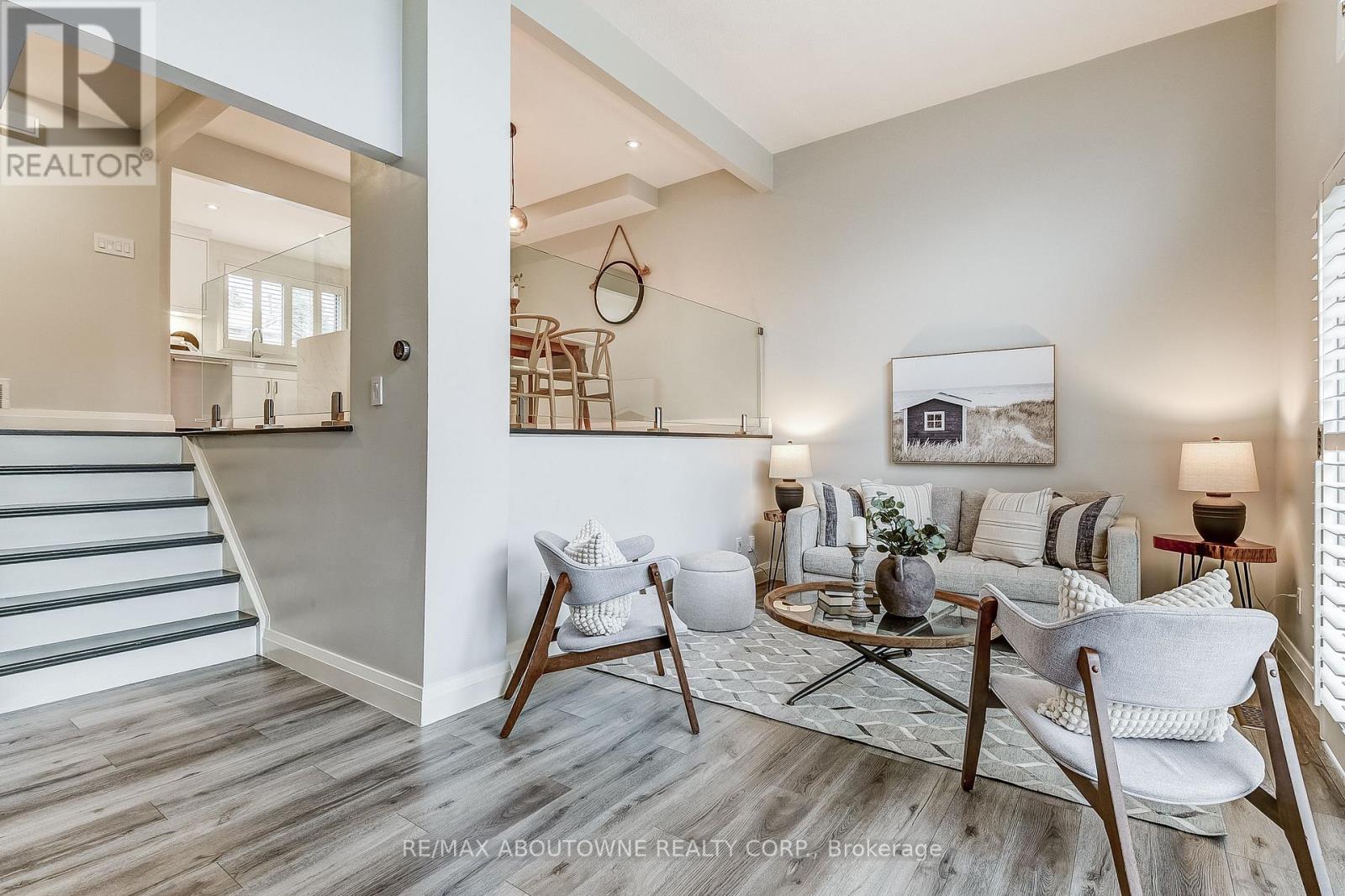 6 - 2 Bradbrook Road, Toronto, Ontario  M8Z 5V3 - Photo 14 - W12486261