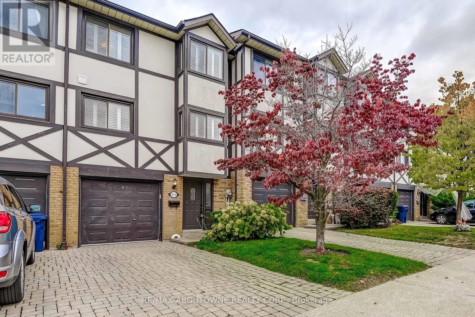 6 - 2 Bradbrook Road, Toronto, Ontario  M8Z 5V3 - Photo 3 - W12486261