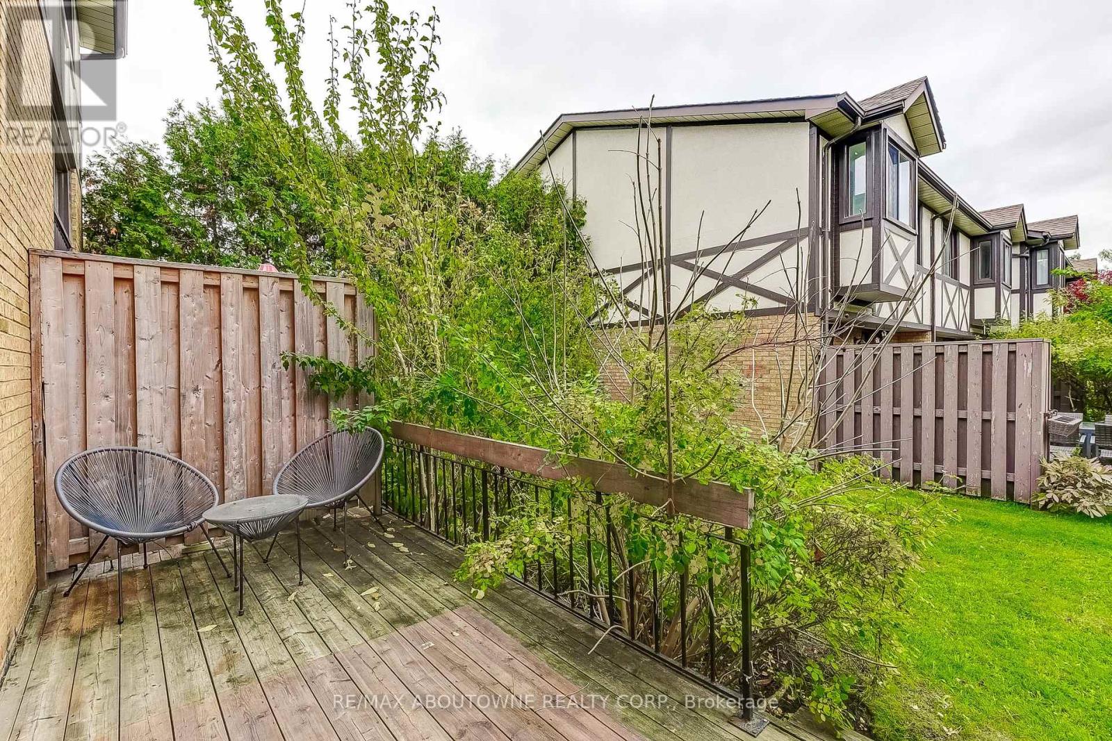 6 - 2 Bradbrook Road, Toronto, Ontario  M8Z 5V3 - Photo 48 - W12486261