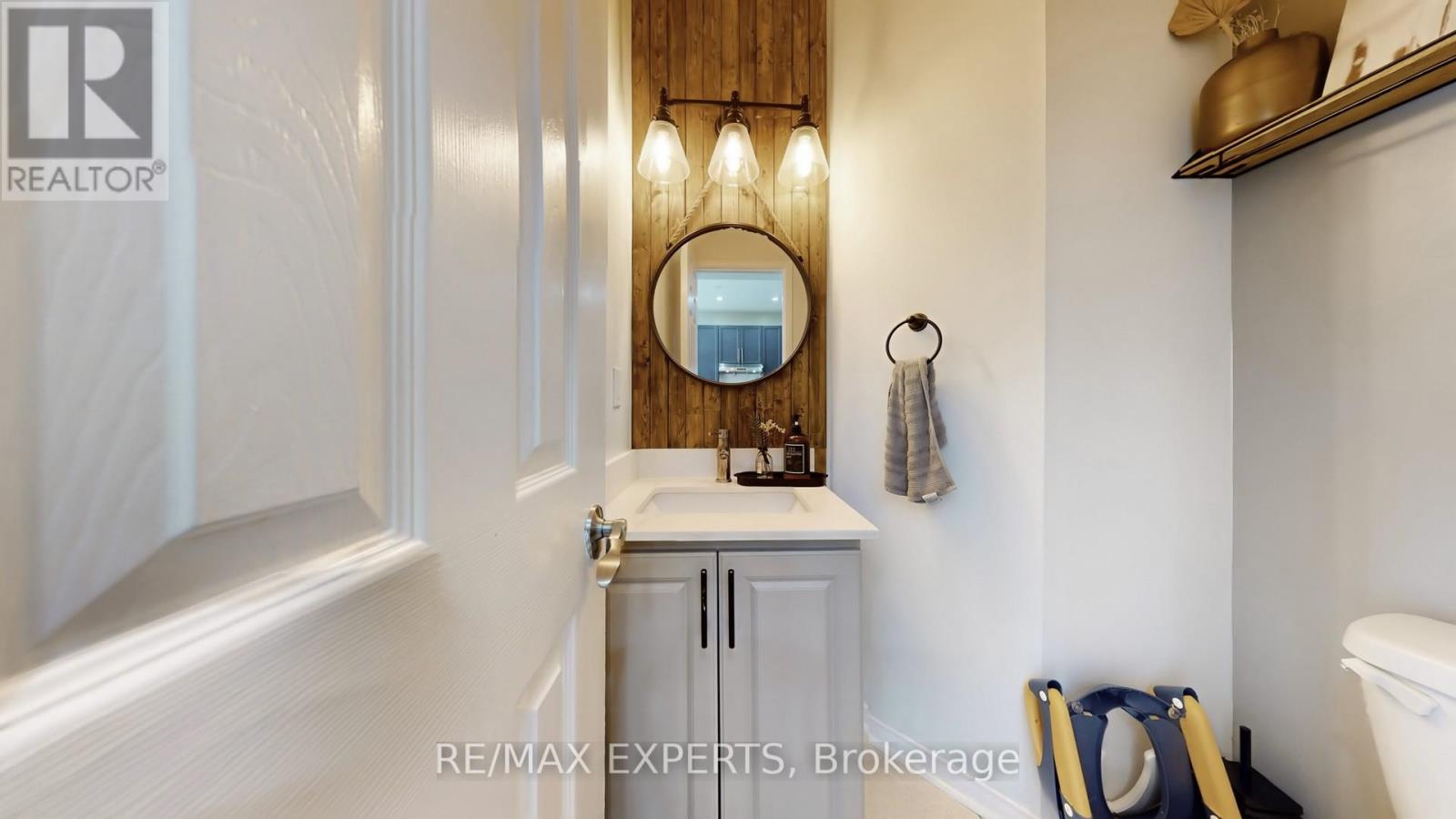 2 Personna Circle, Brampton, Ontario  L6X 0P2 - Photo 17 - W12486277