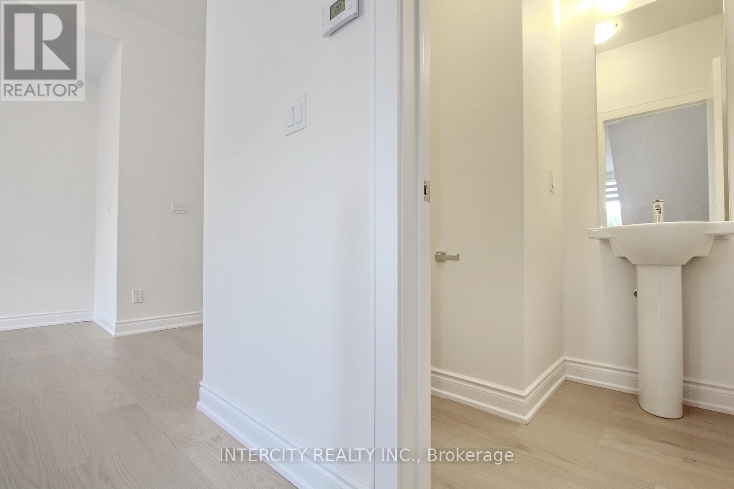 11 Desiree Place, Caledon, Ontario  L7E 4L2 - Photo 15 - W12486291