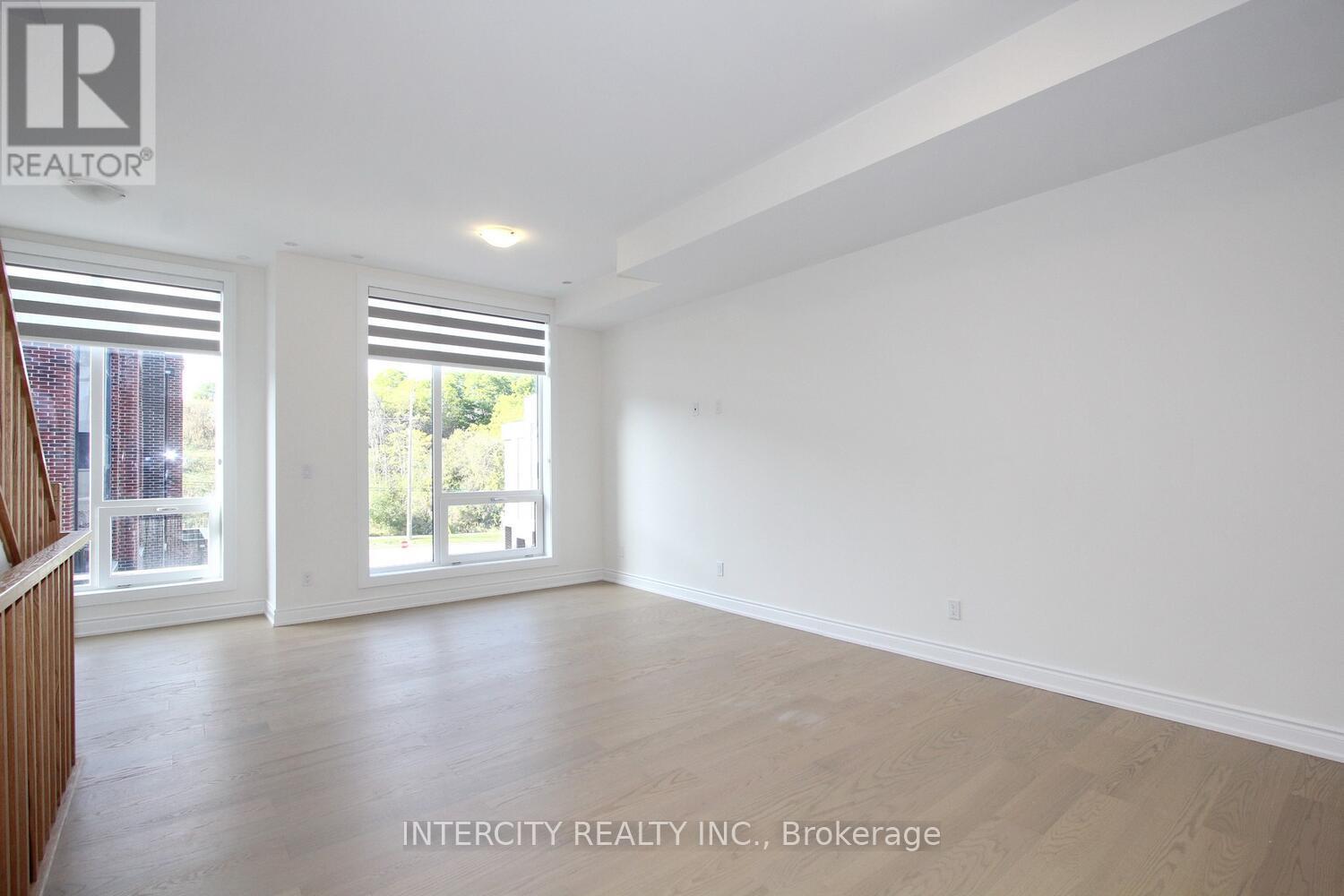 11 Desiree Place, Caledon, Ontario  L7E 4L2 - Photo 17 - W12486291