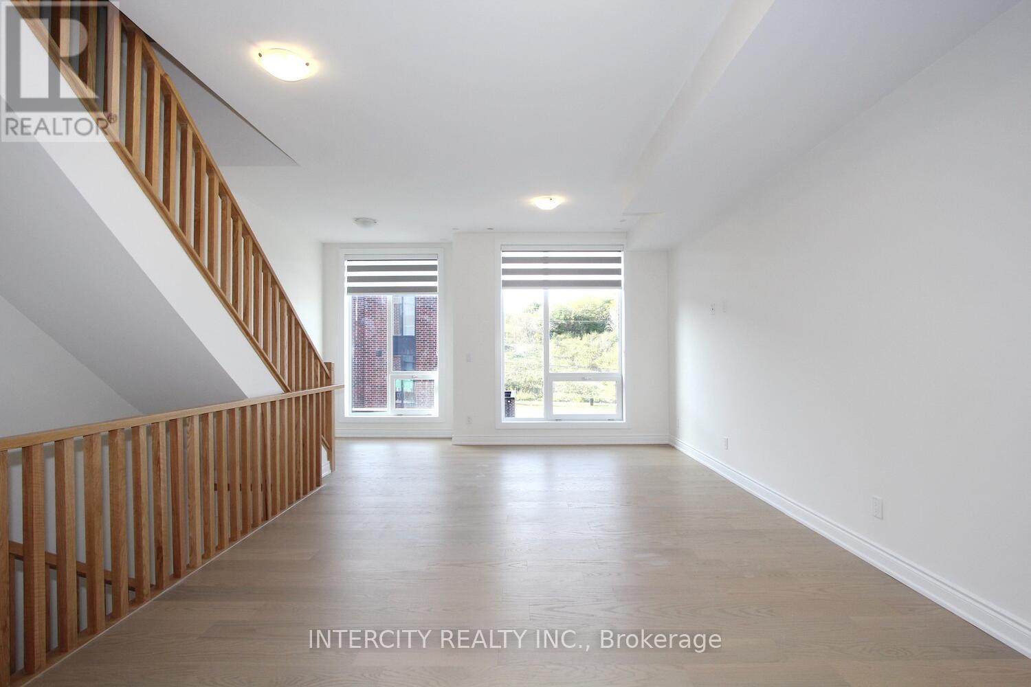 11 Desiree Place, Caledon, Ontario  L7E 4L2 - Photo 18 - W12486291