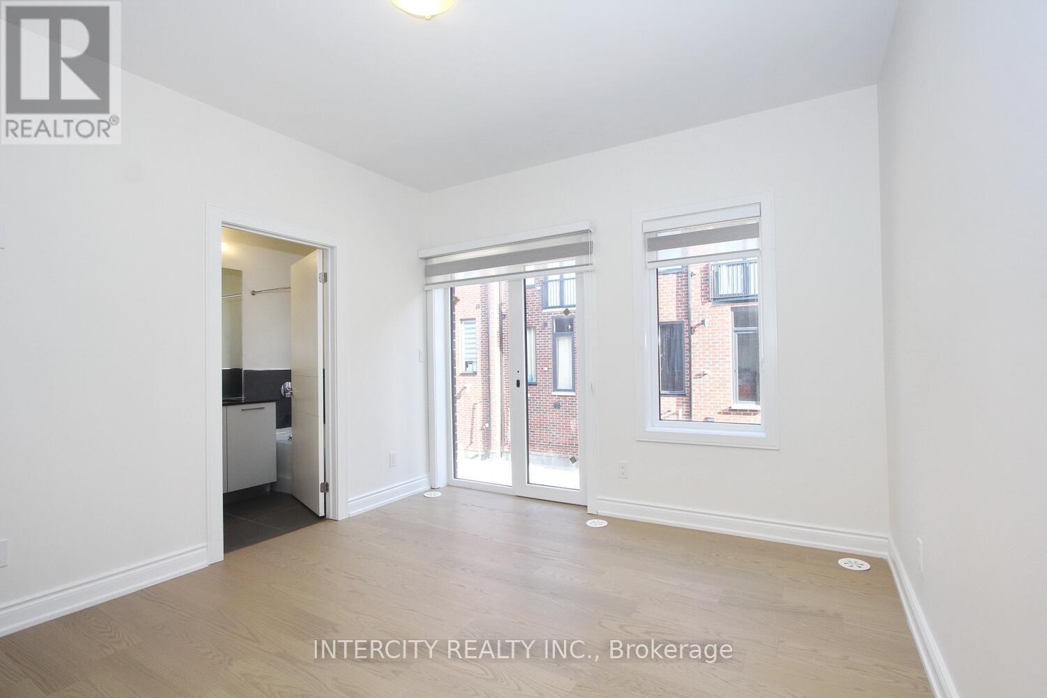 11 Desiree Place, Caledon, Ontario  L7E 4L2 - Photo 30 - W12486291