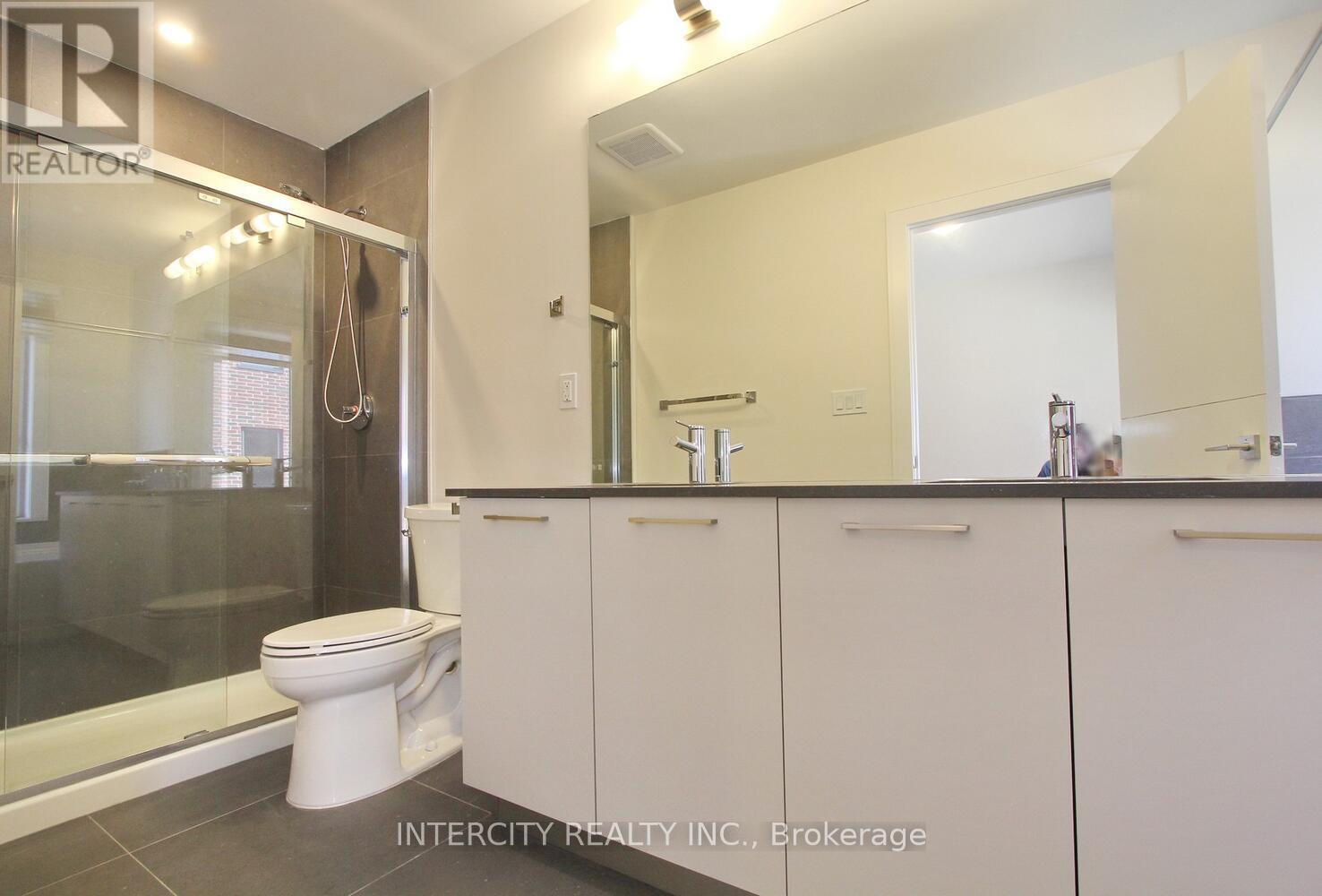 11 Desiree Place, Caledon, Ontario  L7E 4L2 - Photo 32 - W12486291