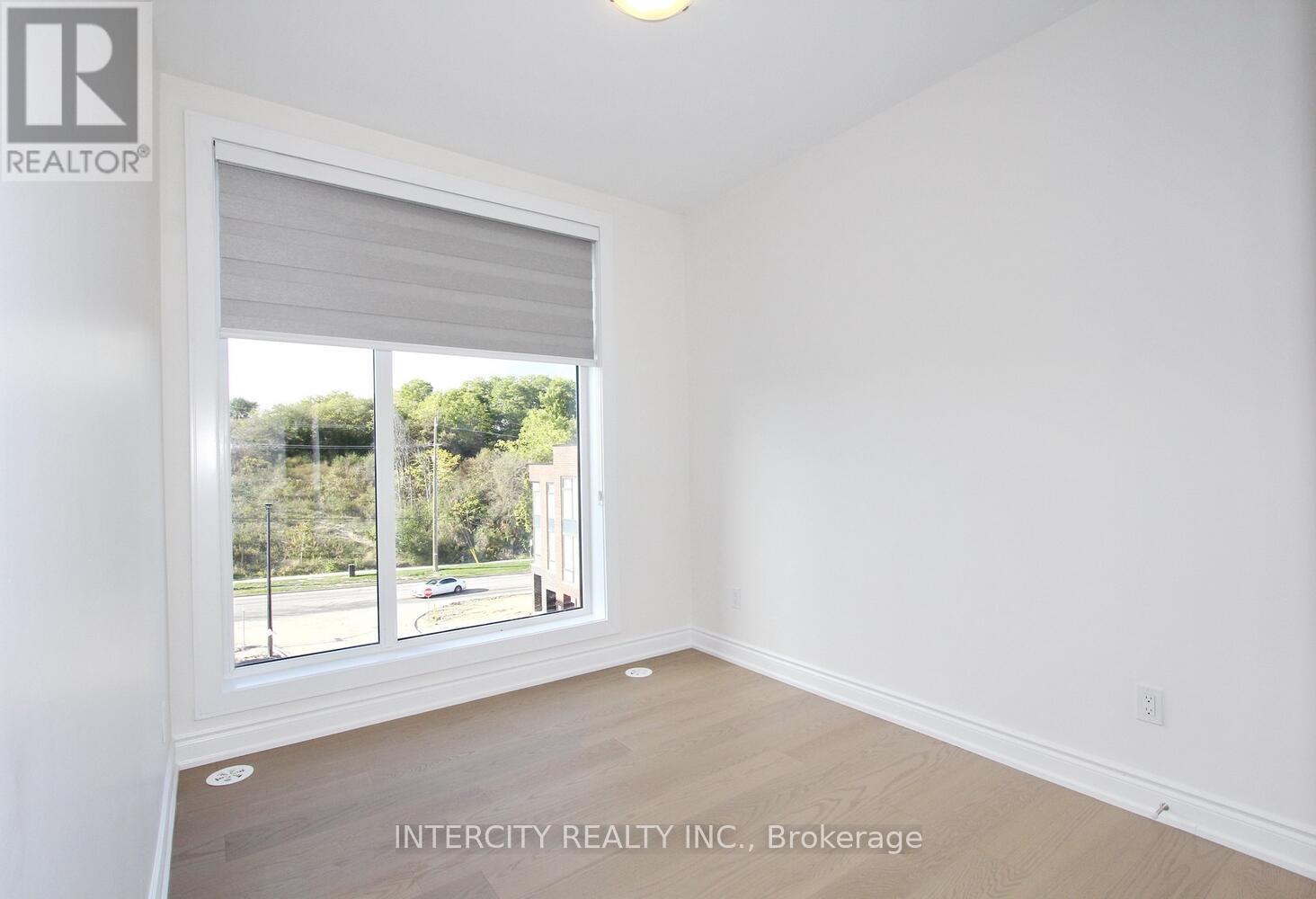 11 Desiree Place, Caledon, Ontario  L7E 4L2 - Photo 38 - W12486291