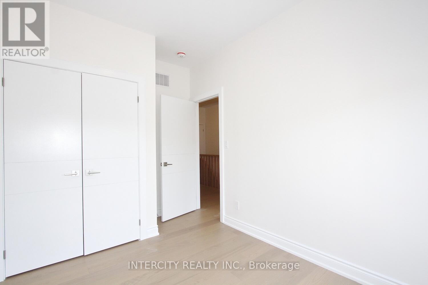 11 Desiree Place, Caledon, Ontario  L7E 4L2 - Photo 39 - W12486291