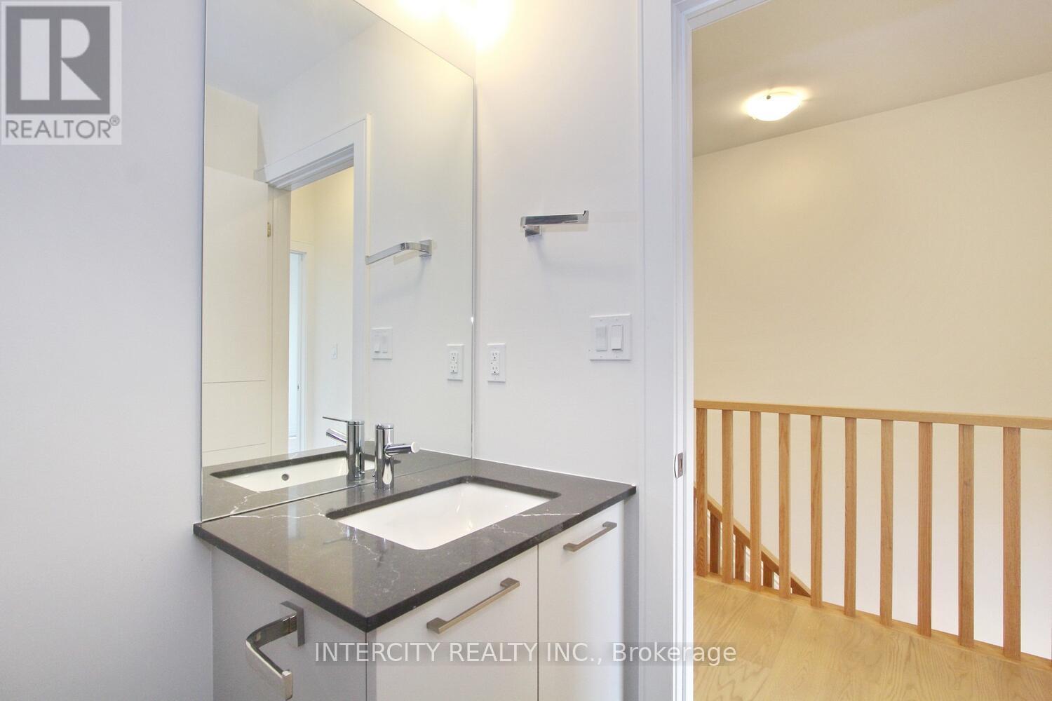 11 Desiree Place, Caledon, Ontario  L7E 4L2 - Photo 43 - W12486291