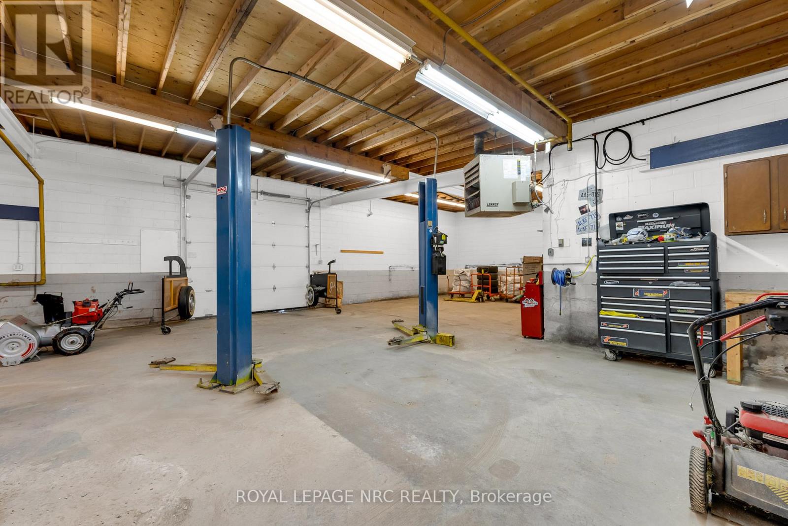 192 Burgar Street, Welland, Ontario  L3B 2T4 - Photo 15 - X12486330