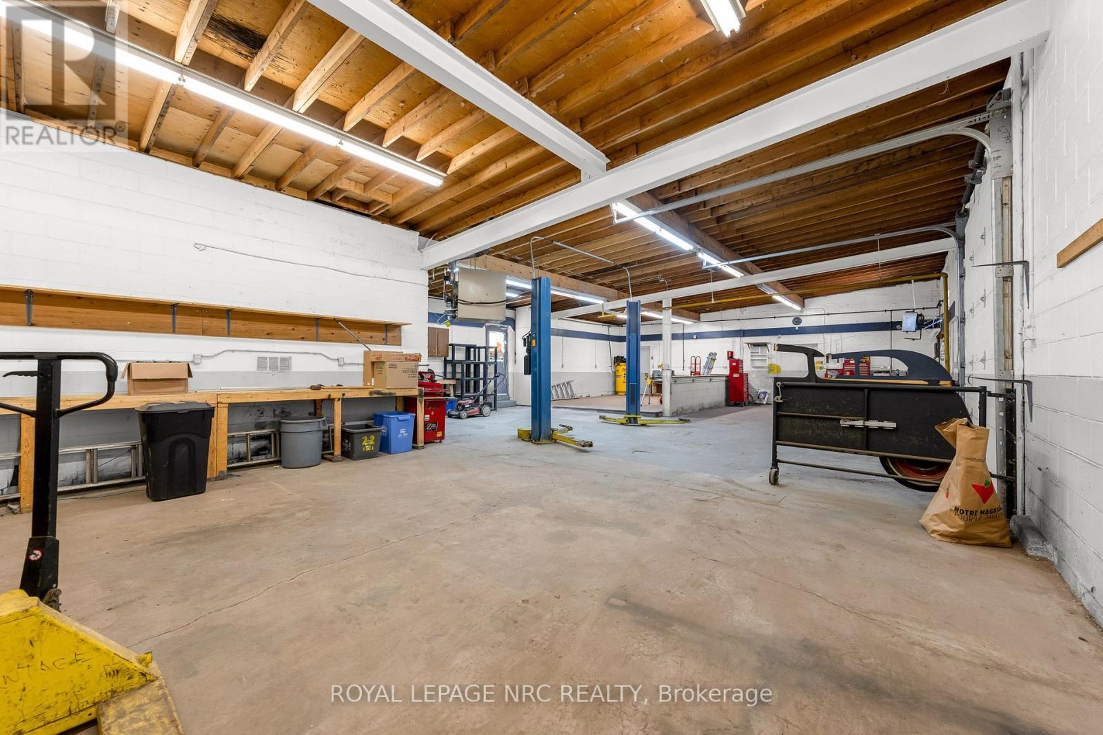 192 Burgar Street, Welland, Ontario  L3B 2T4 - Photo 20 - X12486331