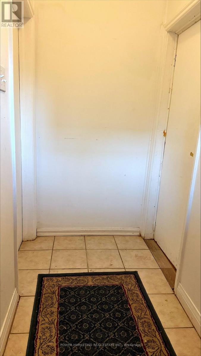 B - 262 Emond Street, Ottawa, Ontario  K1L 7R8 - Photo 9 - X12480962