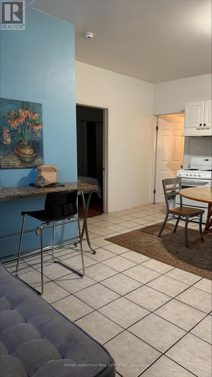 A - 262 Emond Street, Ottawa, Ontario  K1L 7R8 - Photo 6 - X12480964