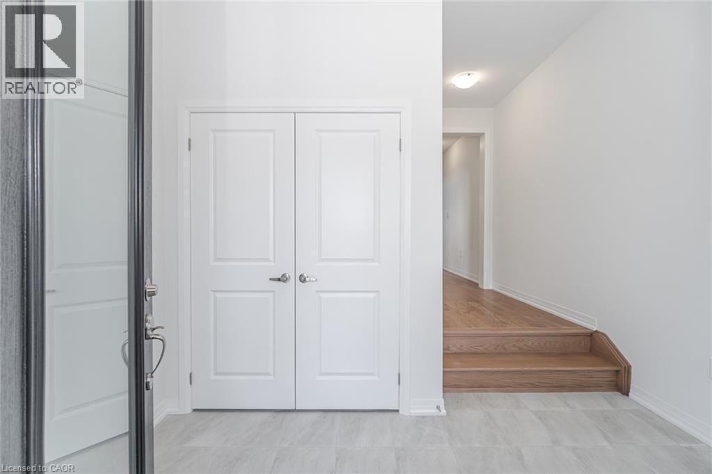 6 Raja Street, Brampton, Ontario  L6P 3K8 - Photo 6 - 40783809