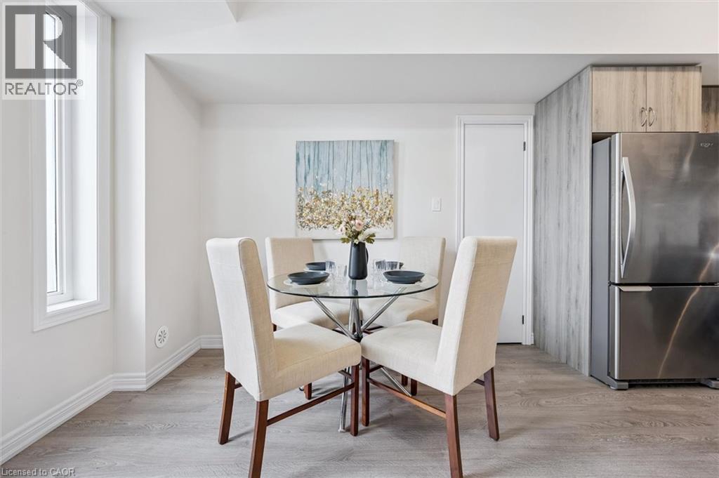 252 Law Drive, Guelph, Ontario  N1E 0P6 - Photo 5 - 40782233