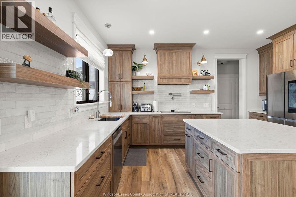 366 Christine, Belle River, Ontario  N8L 1B6 - Photo 10 - 25027351