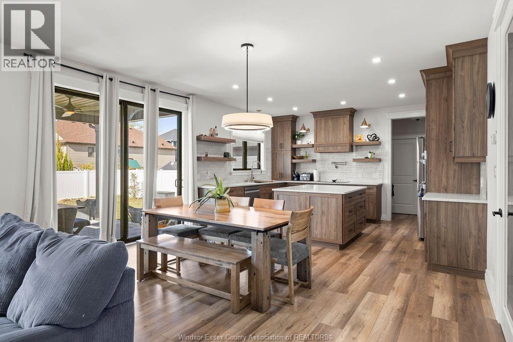 366 Christine, Belle River, Ontario  N8L 1B6 - Photo 8 - 25027351