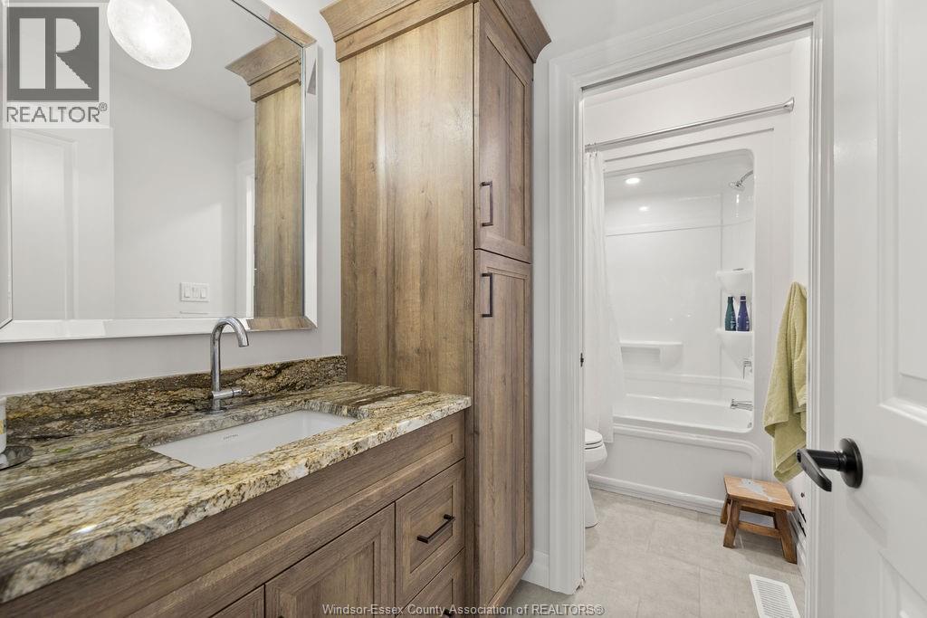 366 Christine, Belle River, Ontario  N8L 1B6 - Photo 17 - 25027351