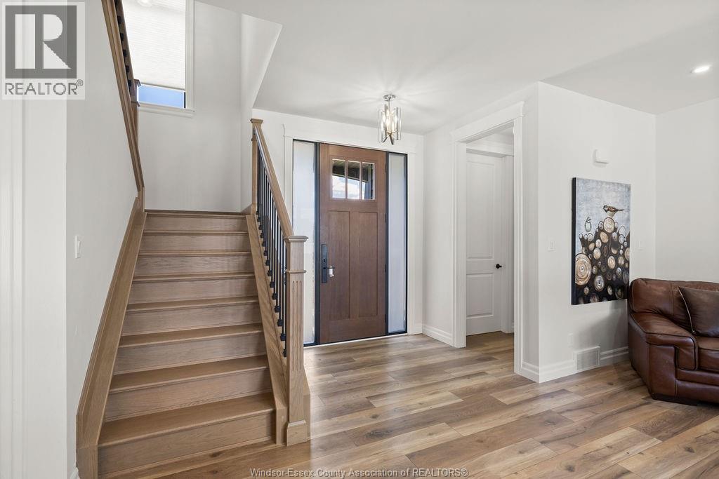 366 Christine, Belle River, Ontario  N8L 1B6 - Photo 5 - 25027351