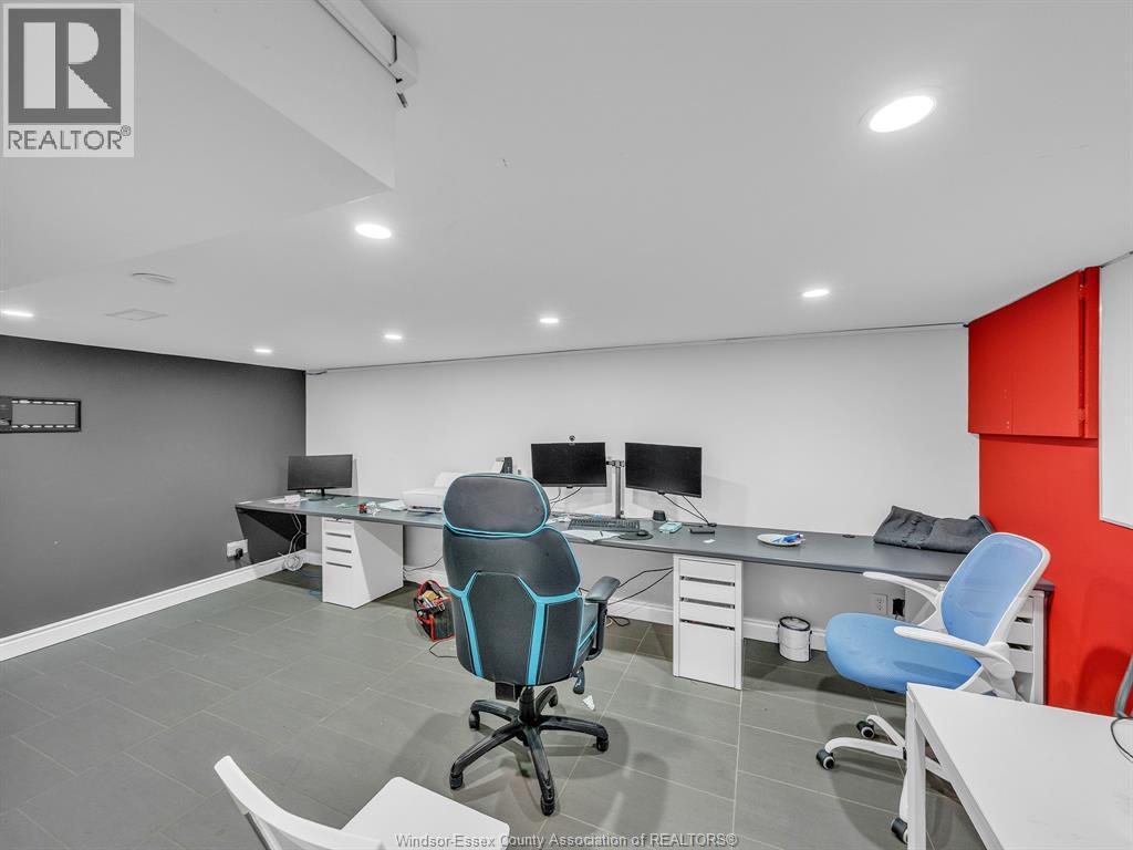 1145 Erie, Windsor, Ontario  N9A 3Z4 - Photo 24 - 25027395