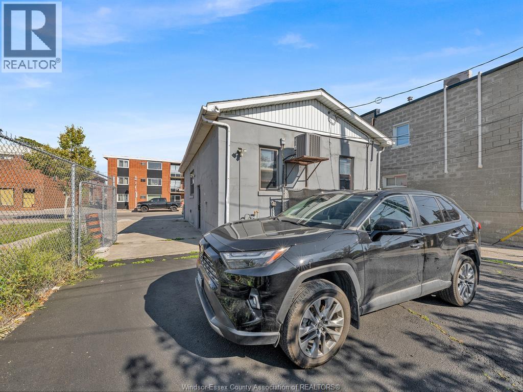 1145 Erie, Windsor, Ontario  N9A 3Z4 - Photo 31 - 25027395
