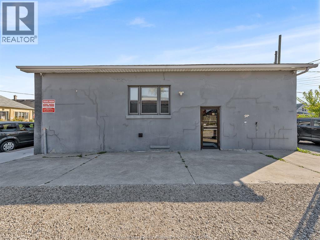 1145 Erie, Windsor, Ontario  N9A 3Z4 - Photo 8 - 25027395