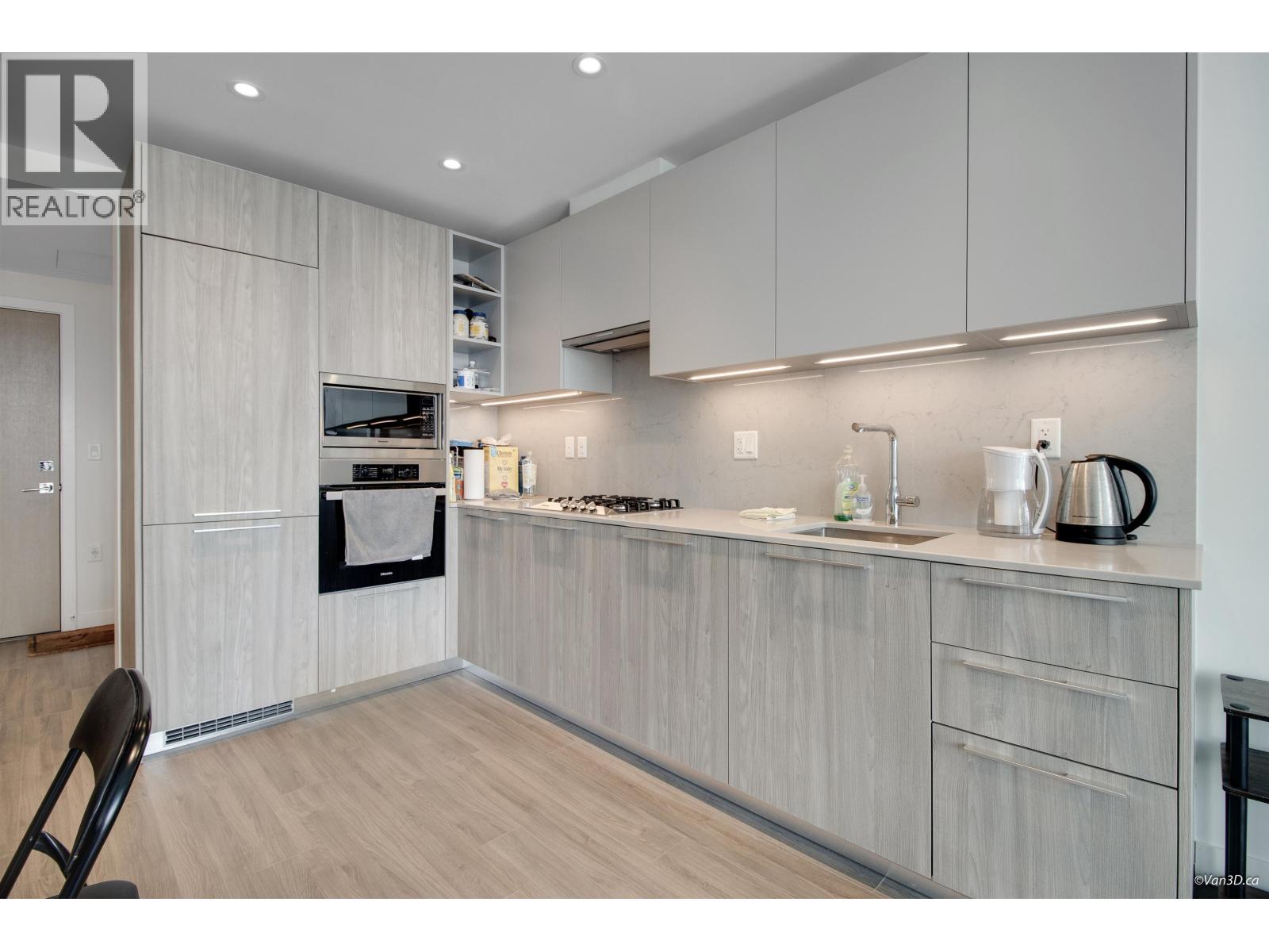 2703 6699 Dunblane Avenue, Burnaby, British Columbia  V5H 0J8 - Photo 3 - R3062531